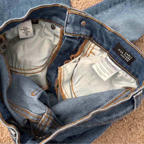 VERONICA BEARD Carly High-rise Jeans Bleach Splatter in Lava Stone Denim 26 / 2 - Picture 10 of 12